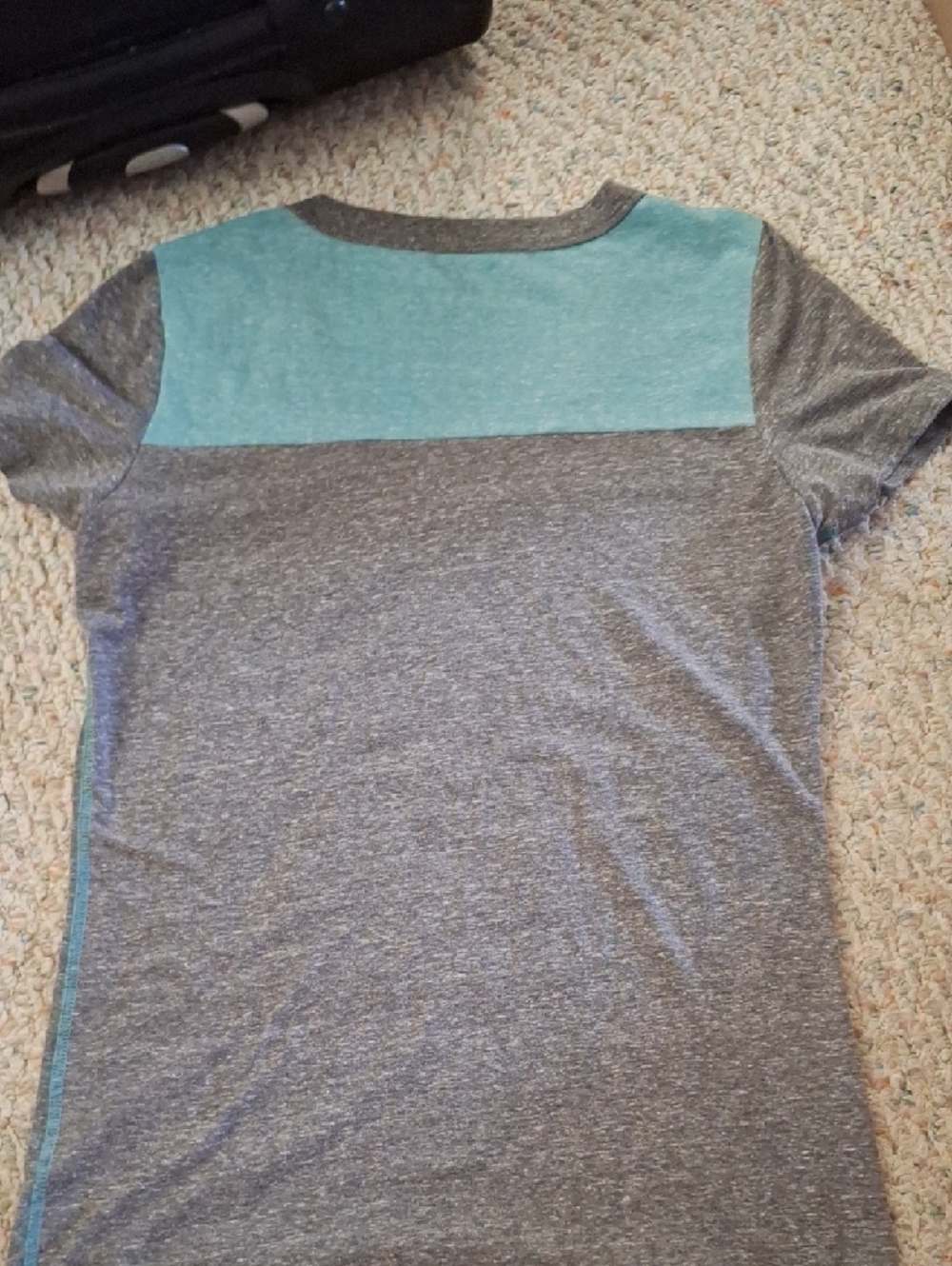 American Fighter Womans Gray Teal Short-Sleeve Graphic Tee with Pink Accents - Picture 3 of 4